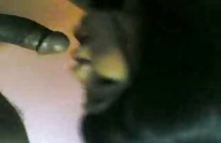 セクシーなタイの女性と小さな乳首吸いコック剤と与えた彼女自身のために彼に 女の子 エッチ な 動画